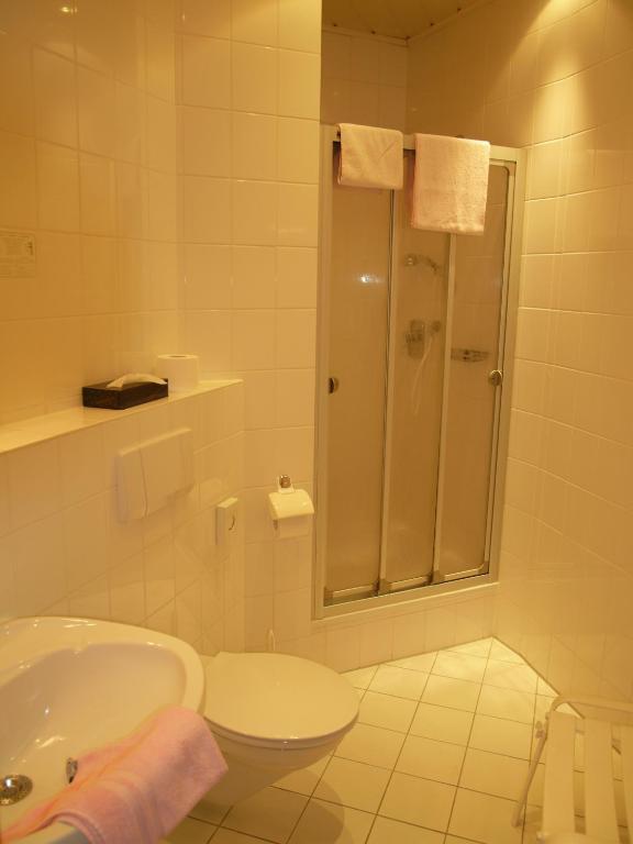 Studentenmuehle Hotel - Restaurant Nomborn Oda fotoğraf