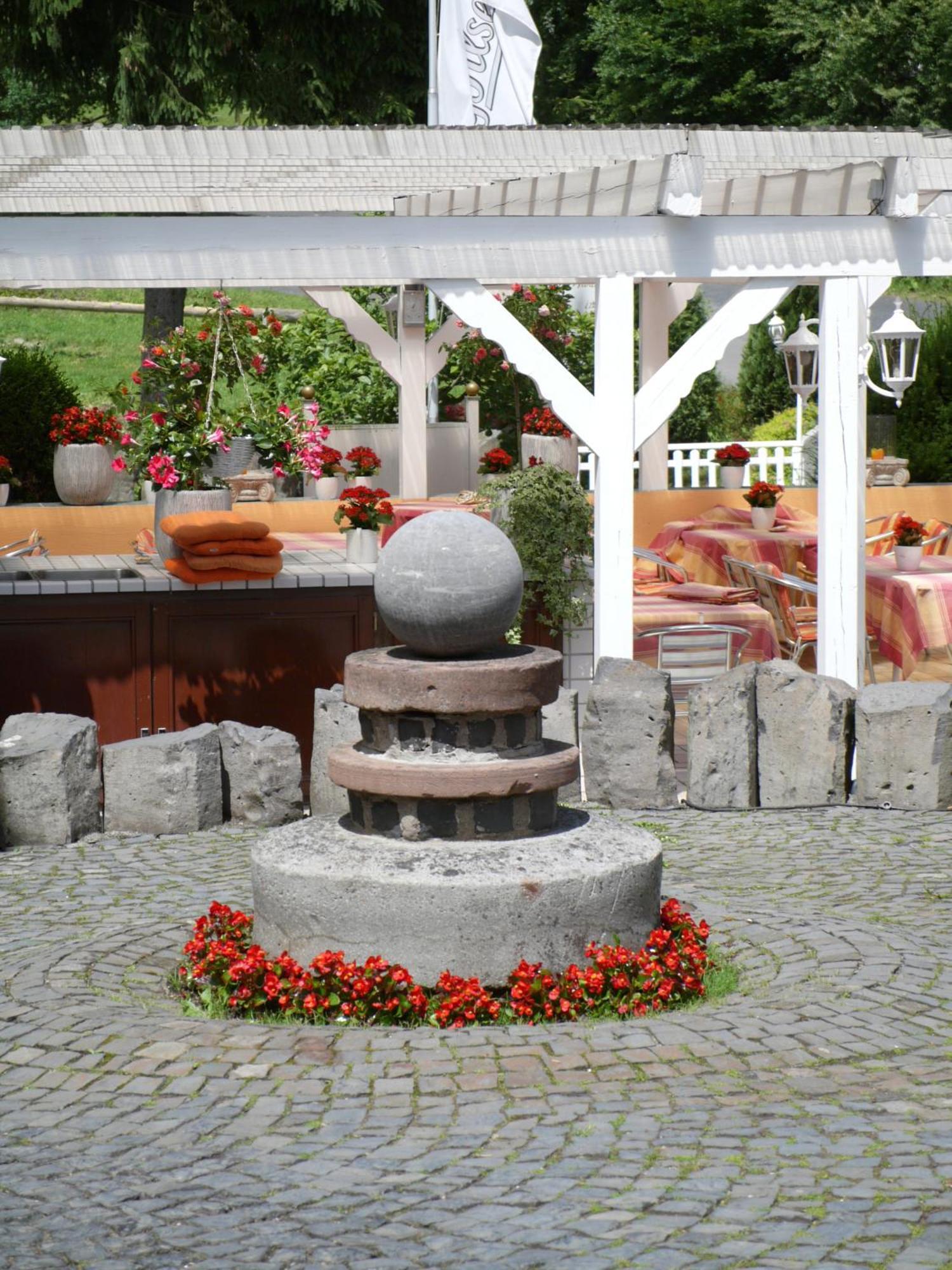 Studentenmuehle Hotel - Restaurant Nomborn Dış mekan fotoğraf
